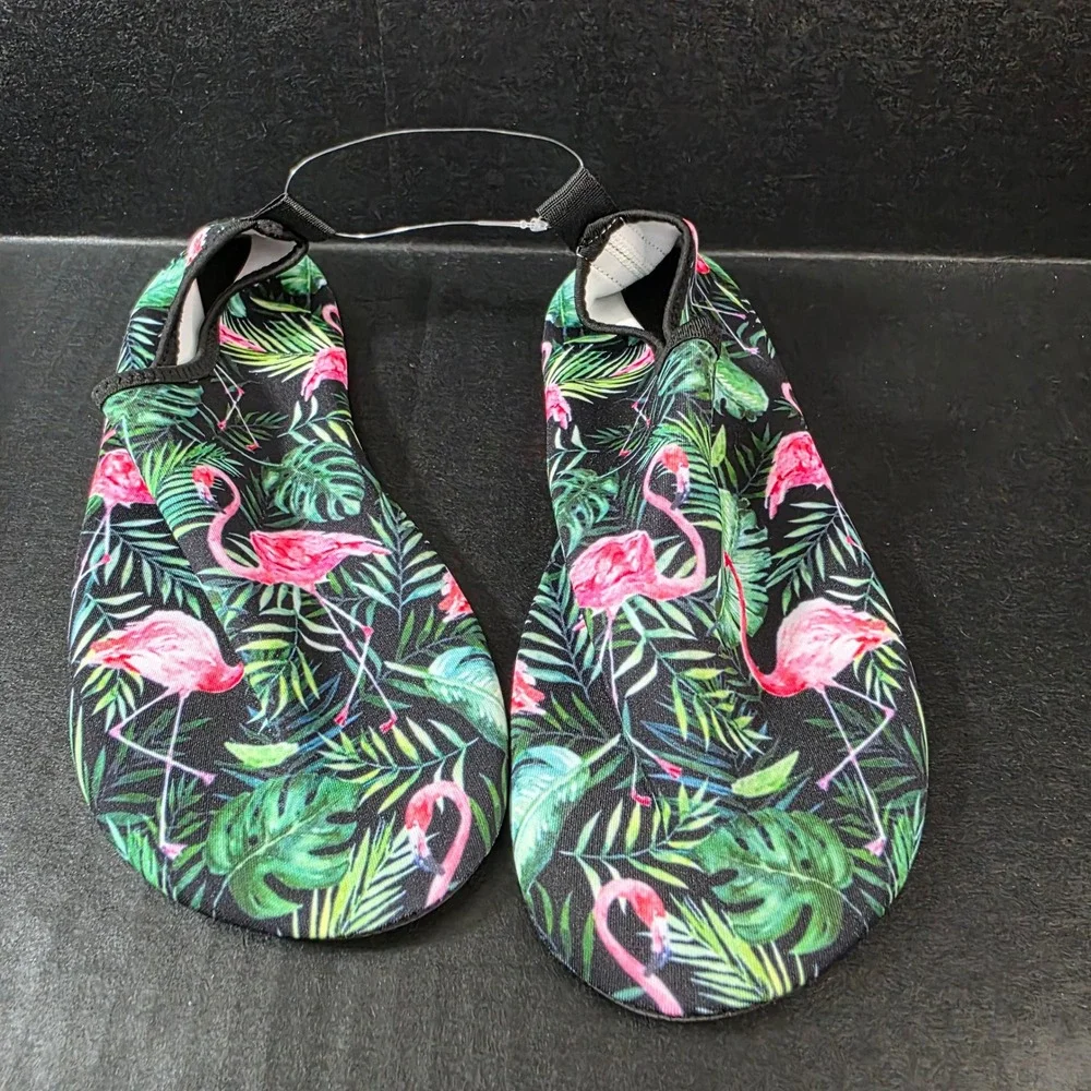Tropical Flamingo Print Water Shoes Aqua Socks SlipOn Size 42/43 Unisex Packable